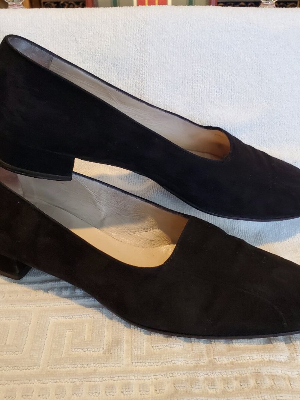 Vtg Giorgio Armani Le Collezioni all-leather suede flat sz 39.5 made Italy FUC